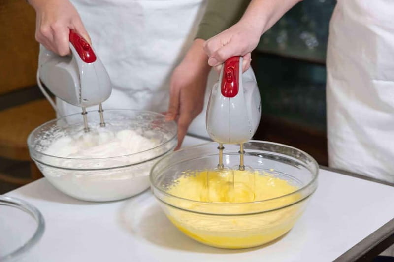 Rome: Pizza & Tiramisu Making Class with Wine & Limoncello - Should You Book This Rome Pizza & Tiramisu Class?