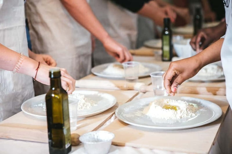 Rome: Pizza & Tiramisu Making Class with Wine & Limoncello - Wine, Limoncello, and Coffee: The Meal That Finishes the Lesson
