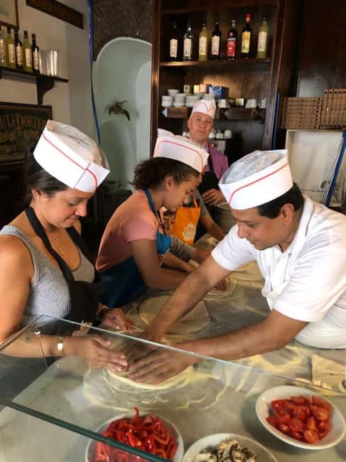 Rome: Pizza & Tiramisu Making Class - Getting There: Piazza Navona Start Point in Real Life