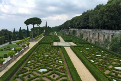 Rome: Pontifical Villa Gardens at Castel Gandolfo Minibus - The minibus loop: what you’ll see in 1–2 hours