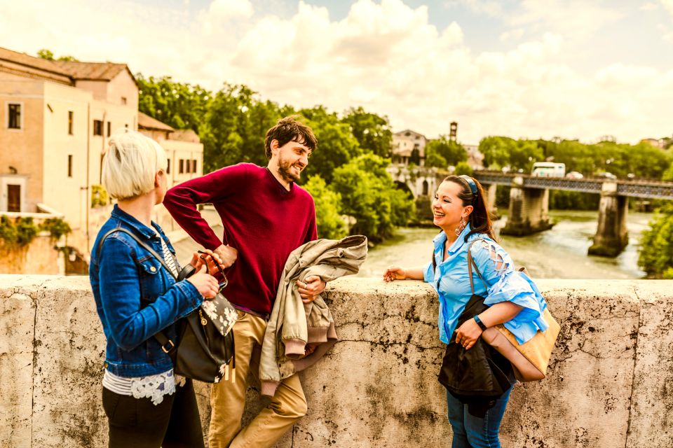 Rome: Private 2-hr Tour of Icons & Hidden Gems with a Local - Colosseum Area: How to Make Two Hours Count
