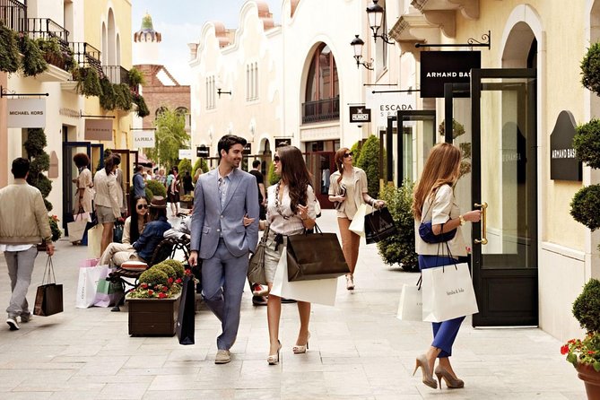 Rome Private Car & Chauffeur for Business, Shopping, Sightseeing - Comfort, courtesy, and the limits of what the driver can do