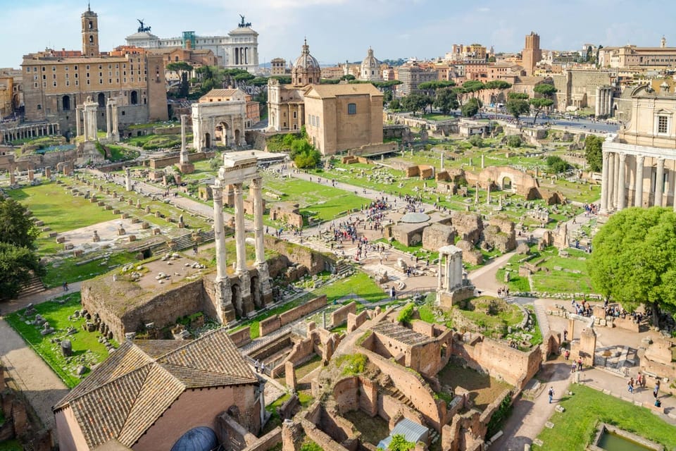 Rome: Private Colosseum Experience and Ancient Ruins Tour - Arches and photo stops: the quick hits that add up