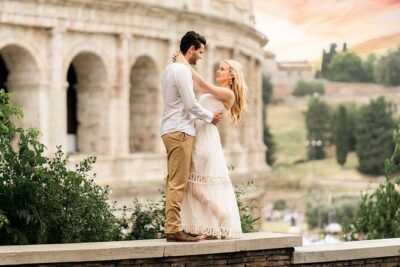 Rome: Private Colosseum Photoshoot with Local Photographer - Where You Meet at Caffè Roma and How the Session Flows
