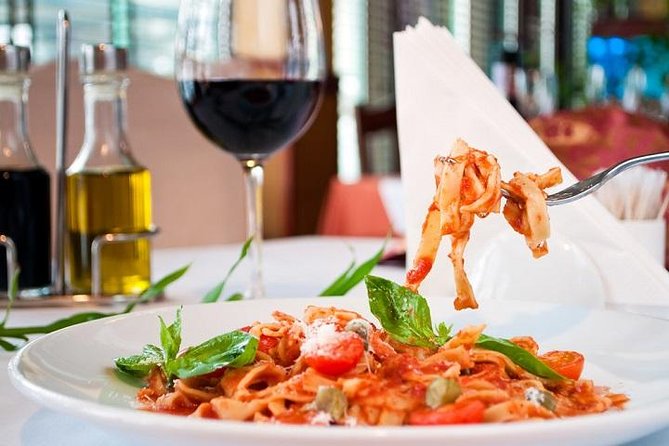 Rome: Private Cooking Class with Market Shopping Tour - Logistics that affect your day (so you can plan calmly)