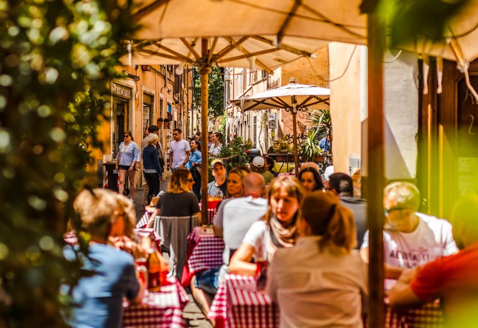 Rome: Private Custom Tour with a Local – Icons & Gems - How the meeting point and walking logistics play out