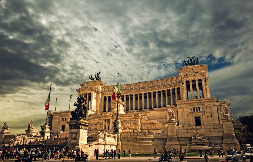 Rome: Private Customized Walking Tour with a Local Host - Key things you’ll notice on this Rome walking tour