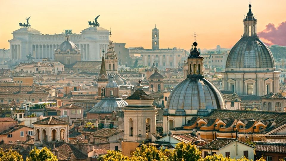Rome: Private Day Tour with Transportation - Why a Mercedes-backed private tour works in Rome