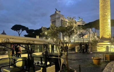 Rome: Private Golf Cart Twilight Tour Rome with Aperitivo - Spanish Steps: The Timed Start for Photos and Orientation