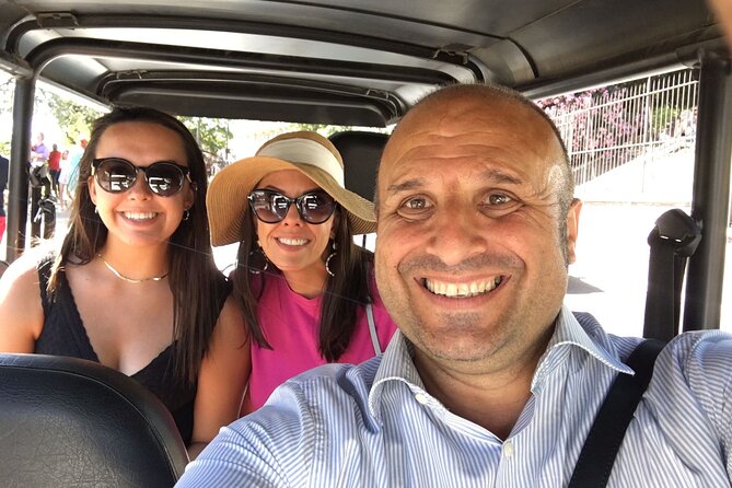 Rome: Private/Group 4 Hours Golf Cart SightseeingTour - Trevi Fountain for a half-hour of photos and legend