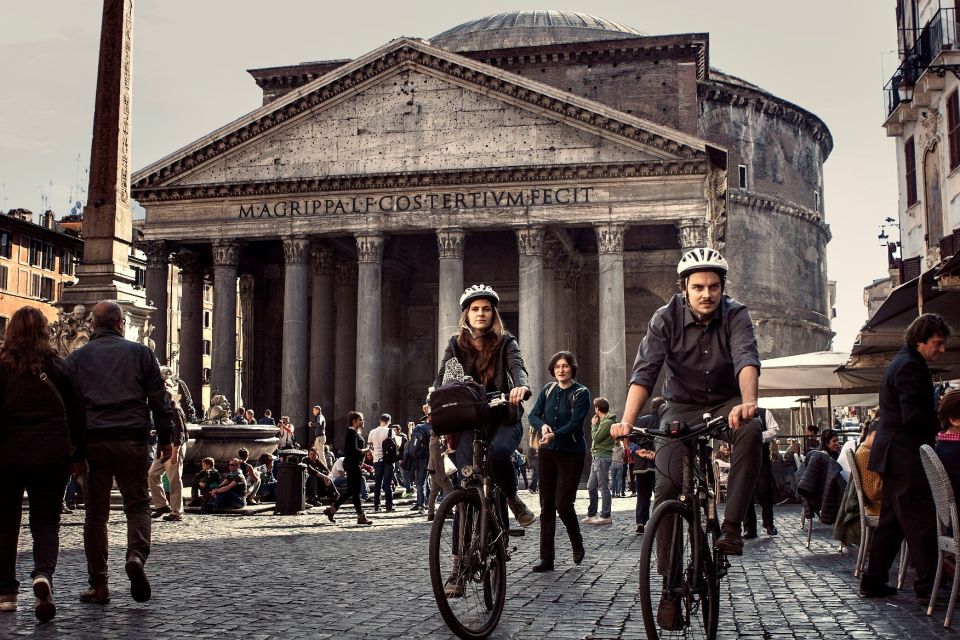 Rome: Private Half-Day Bike Tour with E-bike - Colosseum and Imperial Fora: how the biggest stop works by bike