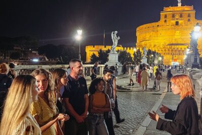 Rome: Private Night Ghost Walking Tour - Campo de’ Fiori and Piazza Farnese: where the scary stories begin