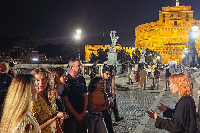Rome: Private Night Ghost Walking Tour - Campo de’ Fiori and Piazza Farnese: where the scary stories begin