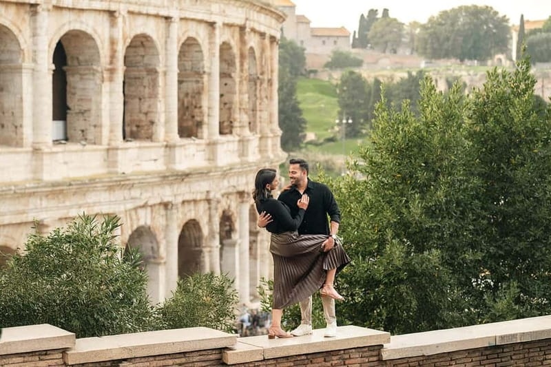 Rome: Private photoshoot at the Colosseum & Surroundings - What the walking pace feels like (and how to prep)