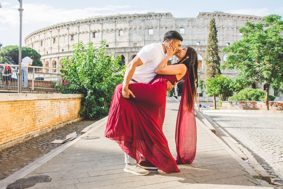 Rome: Private Professional Photoshoot at Colosseum - Choosing your style: posed, guided, or spontaneous