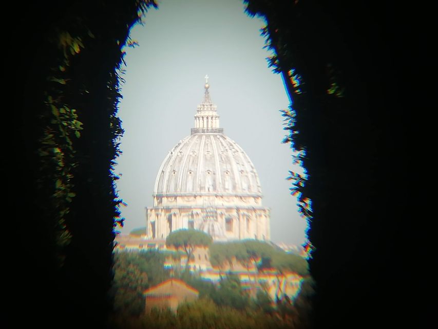 Rome: Private Sightseeing Day Tour from Civitavecchia Port - The Driver Factor: Why “Lots of Information” Matters