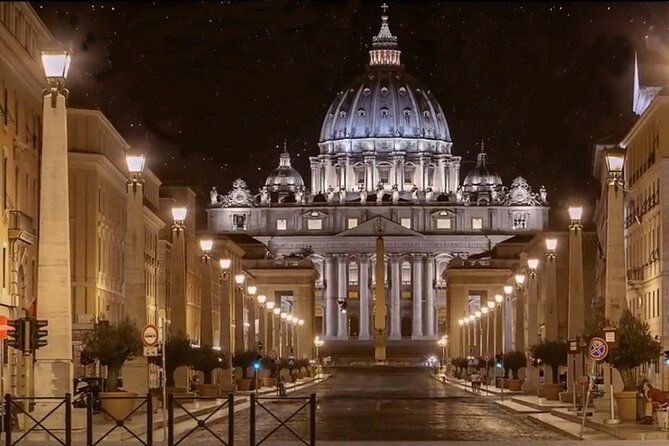 Rome Private Tour by Night, with a Prosecco Toast - Colosseum After Dark: Photos First, Then a Quick Stroll