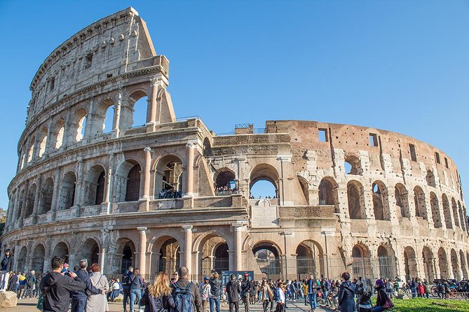 Rome Private Tour: Colosseum Forum & City Highlight - Piazza Venezia and Il Vittoriano: A Fast Photo Stop With Context