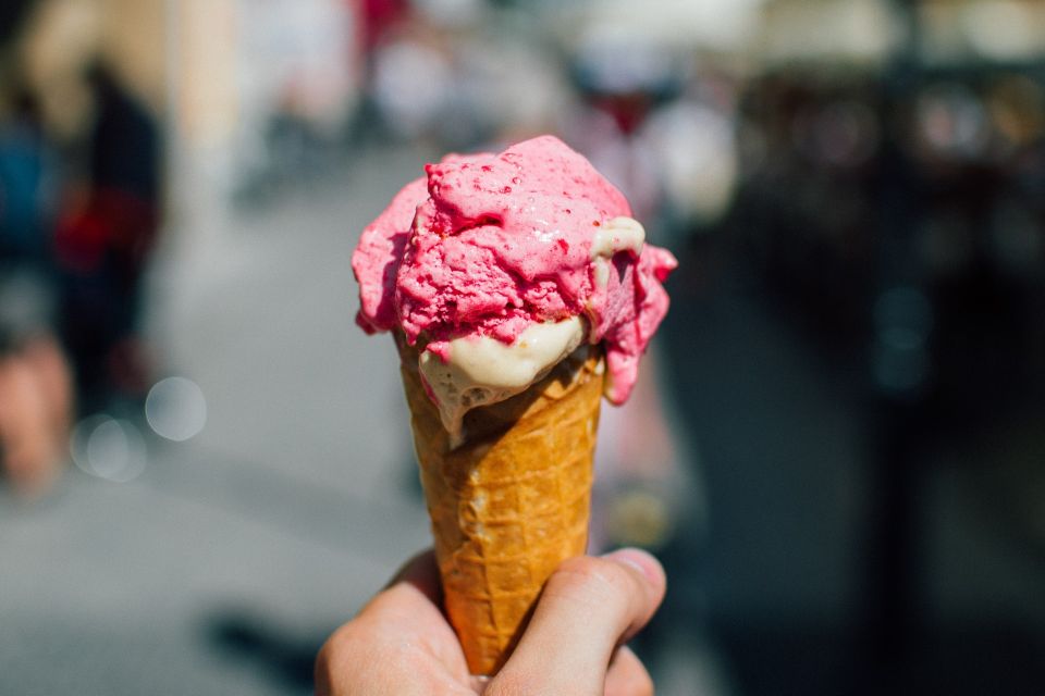 Rome: Private Tour for Kids w/ Gelato & Pizza by Night - What You Get for Kids: Worksheets, Pencils, and Activity Prompts