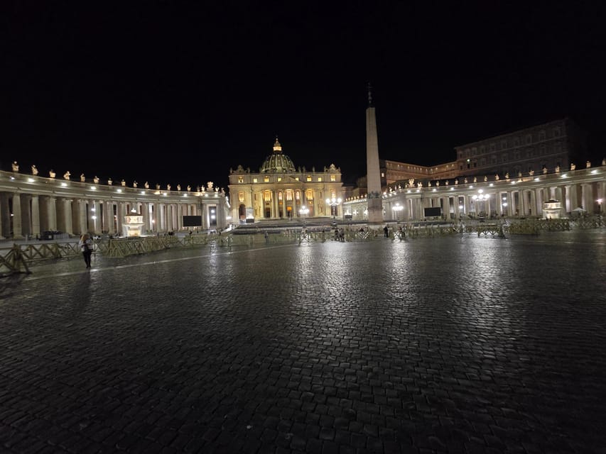 Rome: Private Tour on Electric Tuk-Tuk of Rome City Center - Terrazza del Pincio: the viewpoint that adds contrast