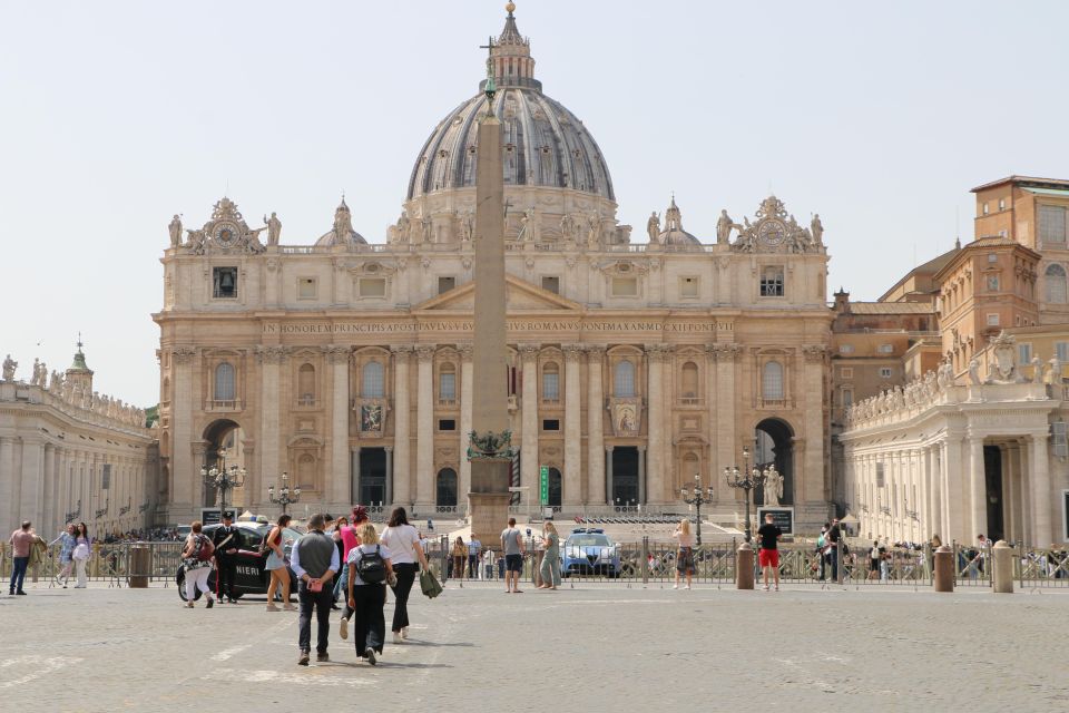 Rome: Private Tour with a Local Guide - Roman Forum, Palatine Hill, and the Colosseum in one guided flow