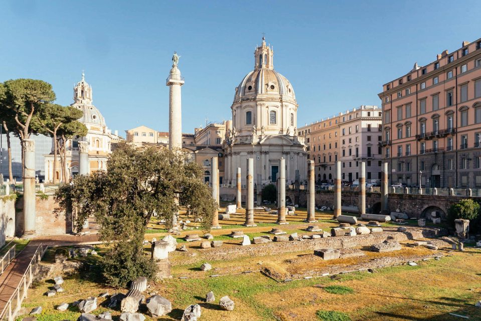 Rome: Private Tour with Locals – Highlights & Hidden Gems - Trastevere: The Neighborhood Section That Actually Feels Like Rome