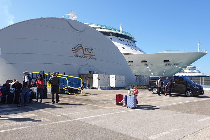 Rome: Private Transfer to/from Civitavecchia Port Van Mercedes - The driver: more than a chauffeur
