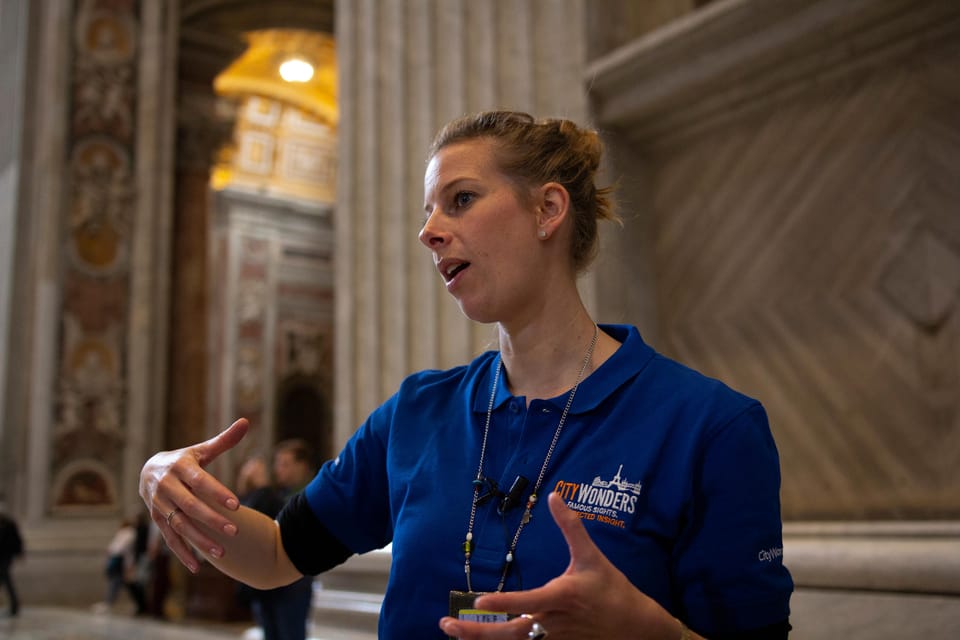 Rome: Private Vatican Museums and Sistine Chapel Tour - Raphael Rooms: understanding art that signals status
