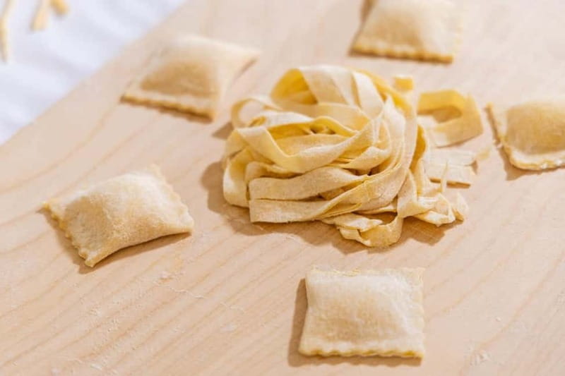 Rome: Ravioli, Fettuccine and Tiramisu Cooking Class - The class flow: tiramisù first, then fettuccine and ravioli
