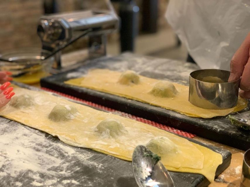 Rome: Roman Restaurant Dining Experience with Food and Wine - Il Segreto in Prati: the easy Rome-meets-Vatican setting