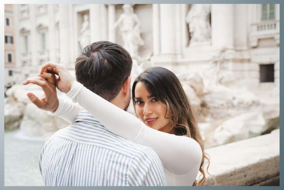 Rome: Romantic Couple Photoshoot. Choose your spot! - Photo delivery in 3–4 days, plus choosing your own edits