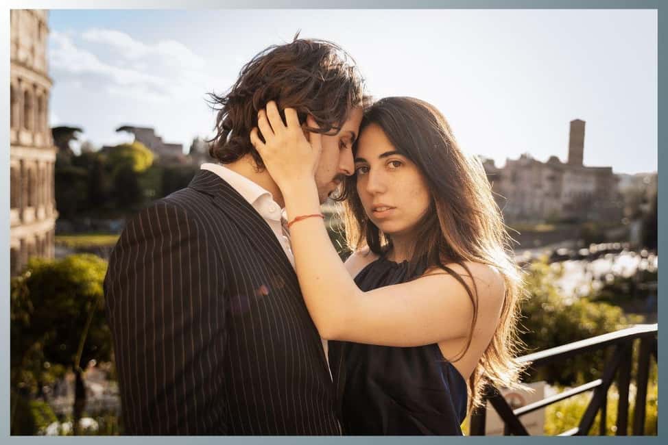 Rome: Romantic Couple Photoshoot Experience at the Colosseum - Oppio Caffè start point: the smooth begin-to-photo flow
