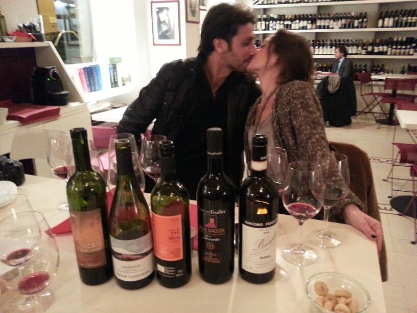 Rome: Romantic Night Tour by Classic Fiat 500 - The wine finish in Trastevere: what you’re actually booking