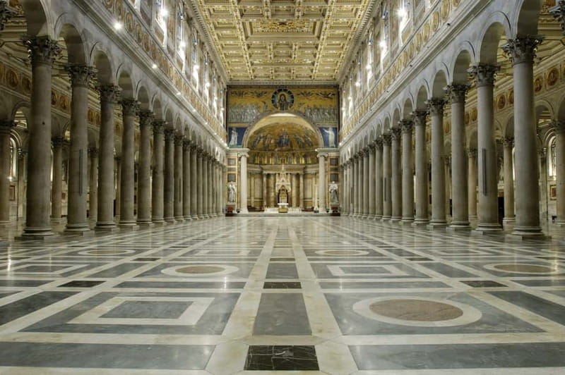 Rome: Saint Paul Outside the Walls Tour - Entering the Jubilee Holy Door: the moment that changes the visit