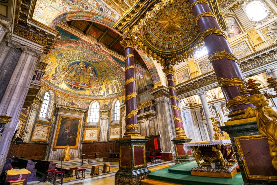 Rome: Santa Maria Maggiore and Panoramic Dome Guided Tour - Your 1.5-hour route: basilica interiors, mosaics, and a holy-door moment