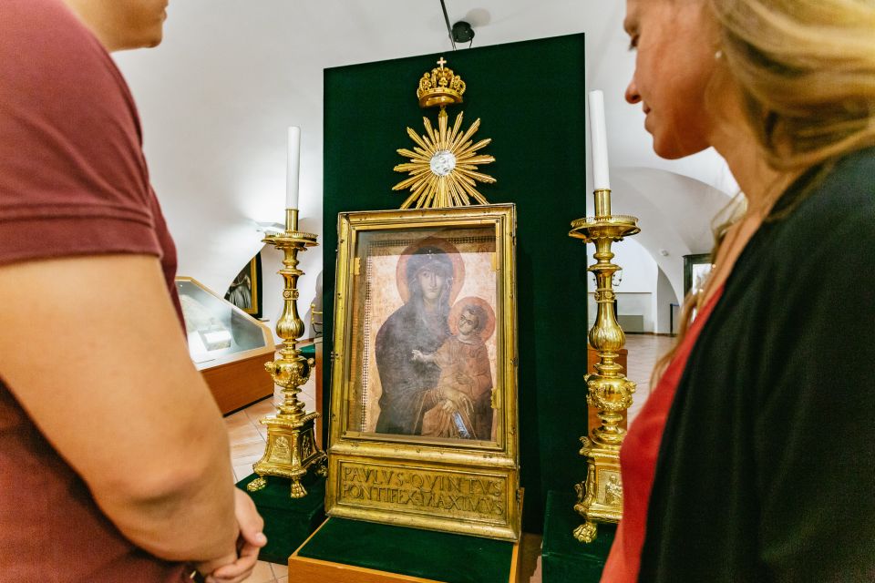 Rome: Santa Maria Maggiore Basilica Guided Tour - Burials you’ll recognize: popes, Saint Jerome, and Bernini