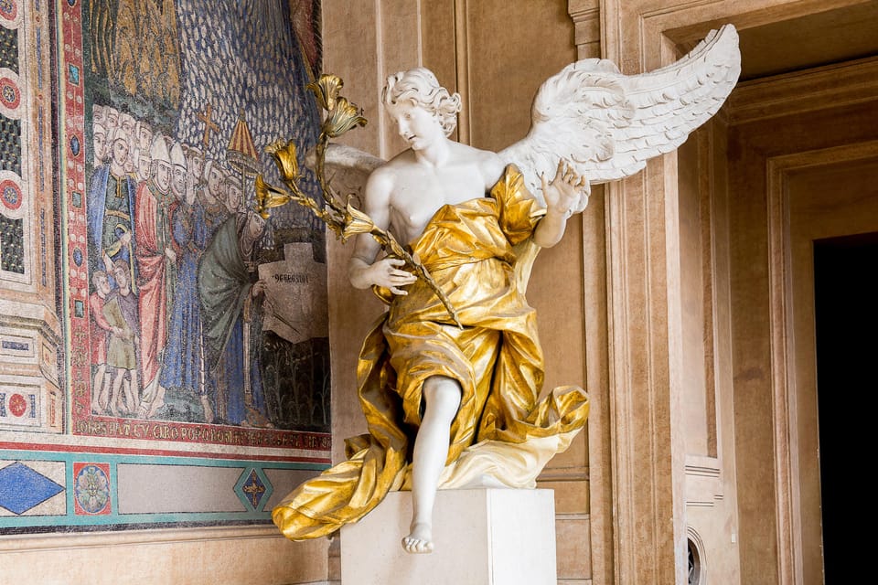 Rome: Santa Maria Maggiore Upper Areas Skip-the-Line Ticket - Timing: opening hours and the Sunday Holy Mass rule