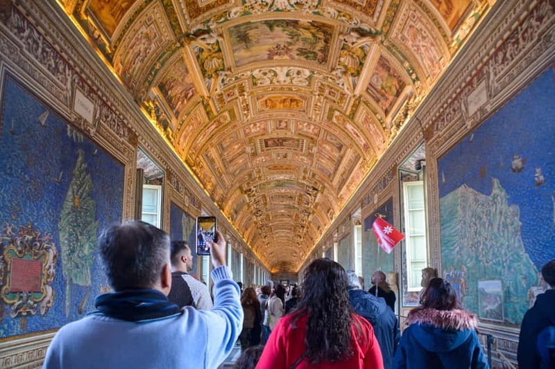 Rome: Sistine Chapel, Vatican Museums and Basilica Tour - How the best guides change the experience