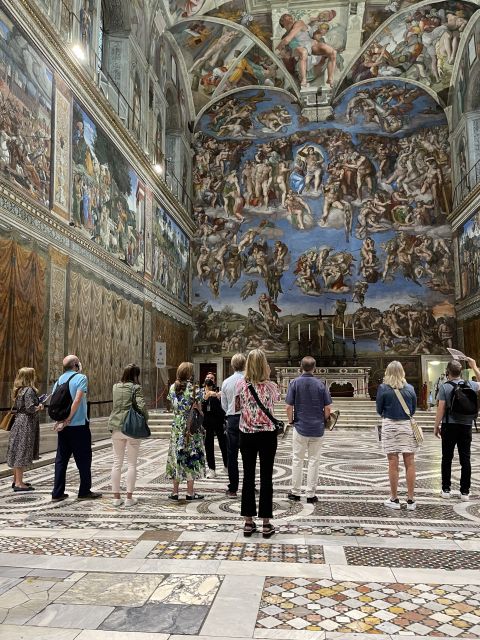 Rome: Sistine Chapel & Vatican Tour with Pre-Opening Access - Meeting at Bar Leonina (and the Airport-Style Security You’ll Need)