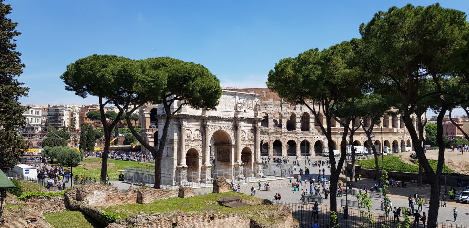 Rome: Small-Group Colosseum, Roman Forum & Palatine Hill - Small-Group Size and Headsets: Why the Stories Land