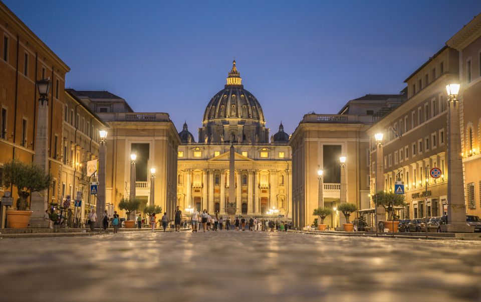Rome: Small-Group Night Tour with Pizza and Gelato - Pantheon and Piazza Navona: the “old meets lively” combo
