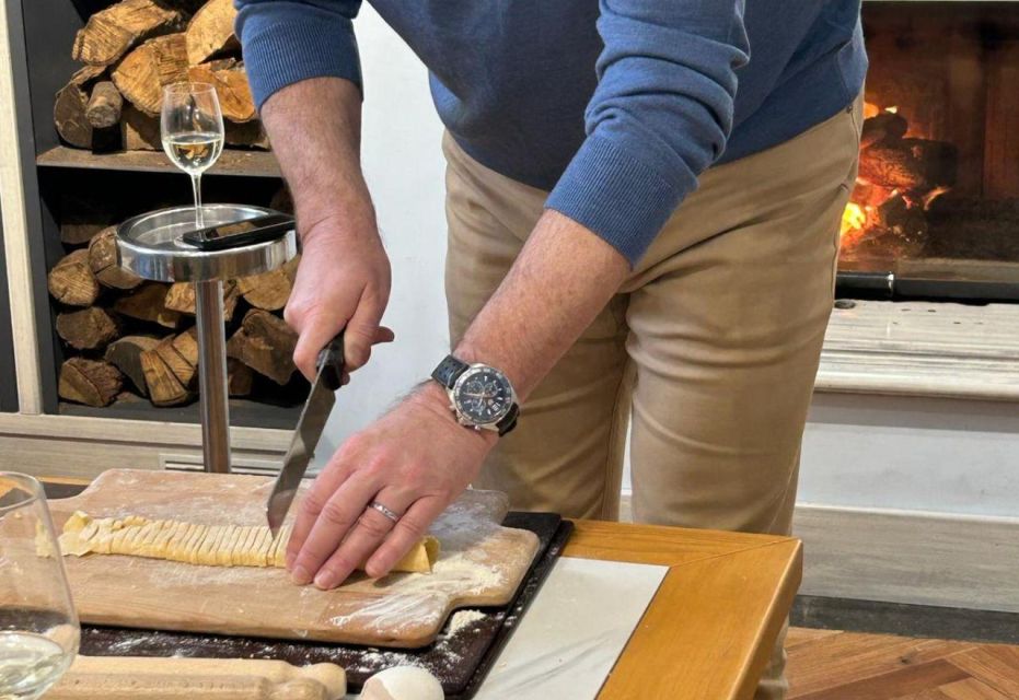 Rome: Small Group Pasta cooking class near Piazza Navona - Chef energy, interpreters, and the small-group advantage