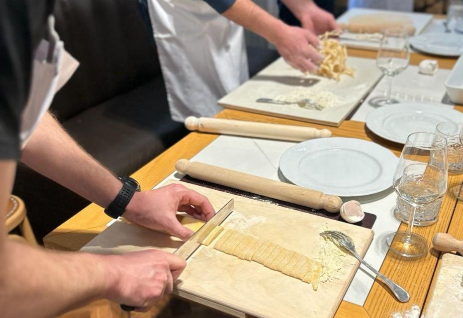 Rome: Small Group Pasta cooking class near Piazza Navona - Who should book this class, and who might not