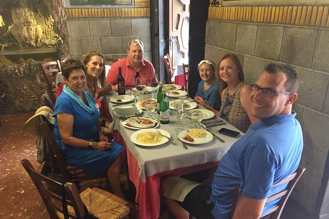 Rome: Small-Group Tasty Food Tour Around Farmers Market - Route Overview: A 4-Hour Walk That Starts Central and Ends at Trevi