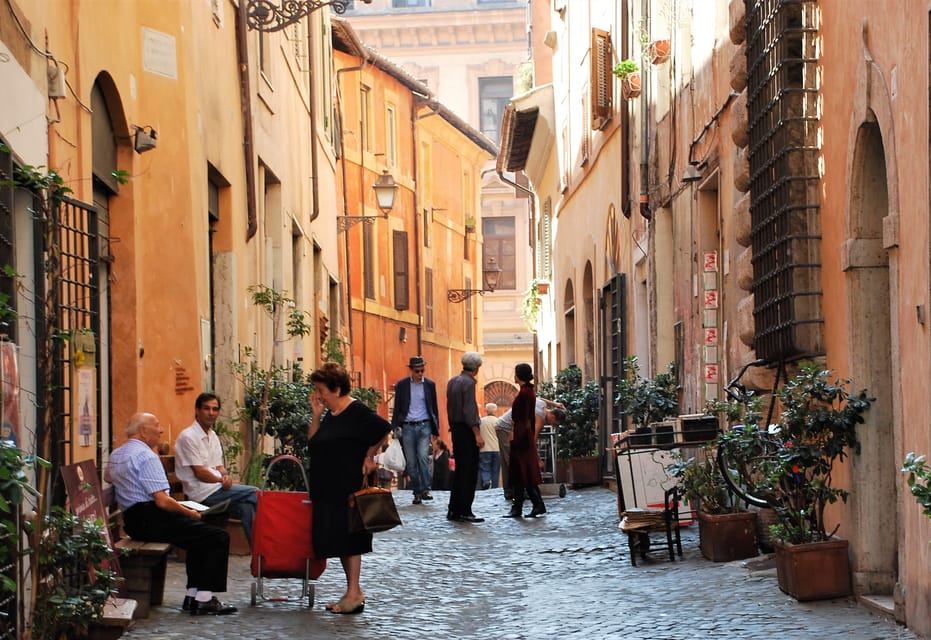 Rome: Squares and Fountains Guided Walking Tour - Practical Tips to Make This Feel Easy