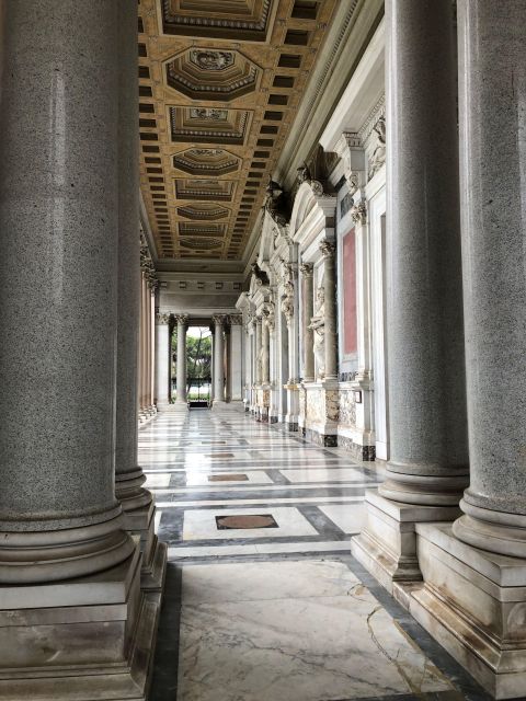 Rome: St Paul's Basilica, Sarcophagus, & Major Basilica Tour - Meeting point on Via Ostiense: how to avoid the start-of-day headache