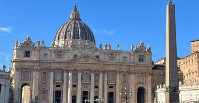 Rome: St. Peter's Basilica and Papal Grottoes Guided Tour - St. Peter’s Basilica at full scale: marble, gold ceilings, and the main highlights