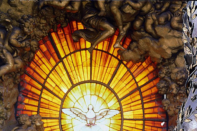 Rome: St Peter's Basilica and Papal Tombs Audio Guide - How the audio guide actually works inside the Basilica
