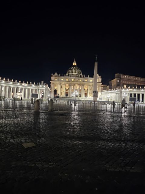 Rome: St. Peter's Basilica and Papal Tombs Guided Tour - Papal Grottoes: the crypt beneath the central nave