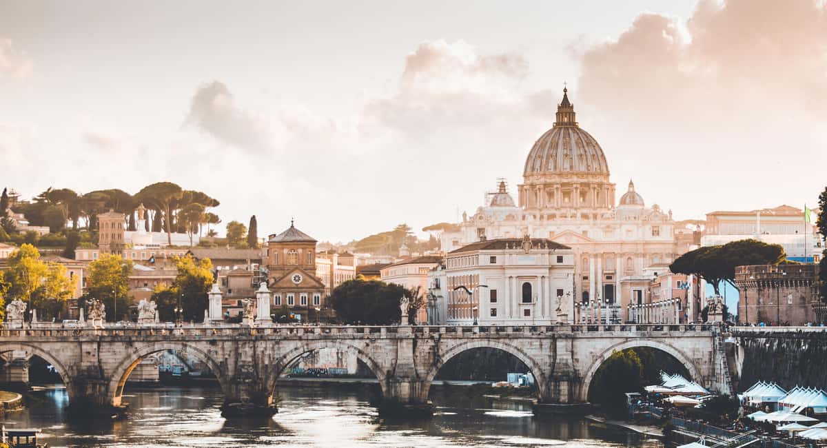 Rome: St. Peter's Basilica and Vatican Grottoes Guided Tour - Inside St. Peter’s Basilica: the art, symbols, and why a guide saves your time